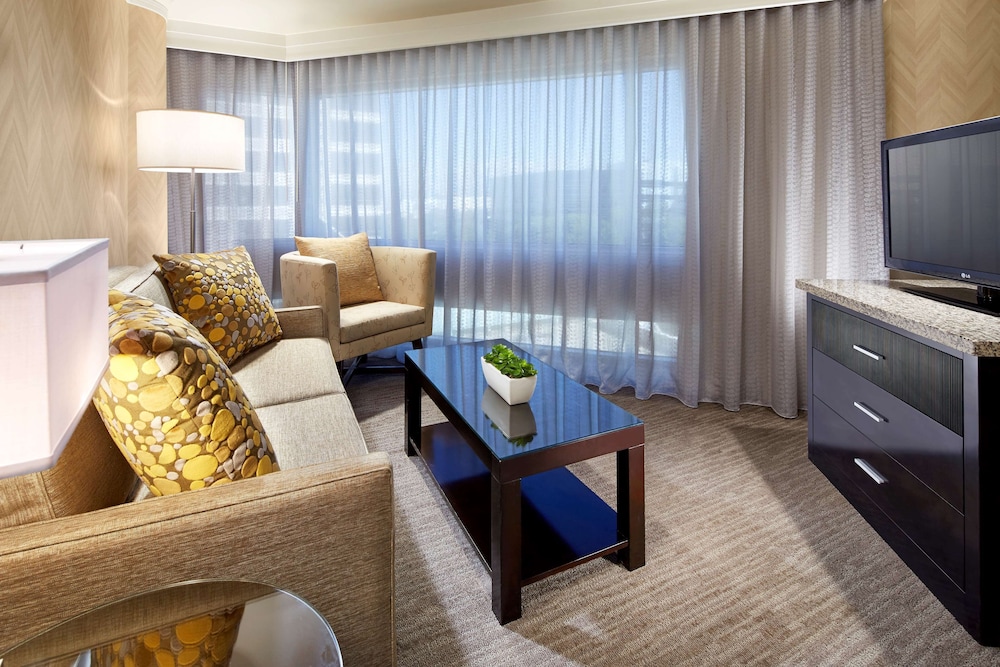 DoubleTree by Hilton Hotel LAX - El Segundo 44/84