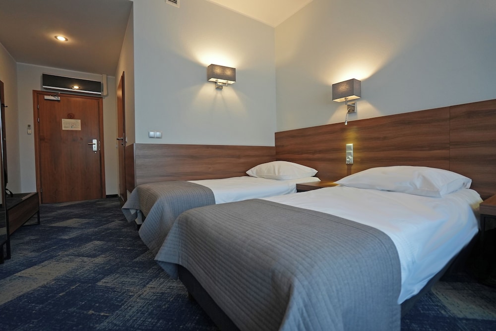 Hotel Oliwski 14/34