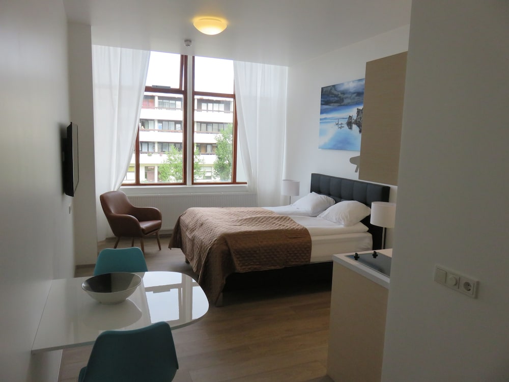 ICELAND COMFORT APARTMENTS 43/68