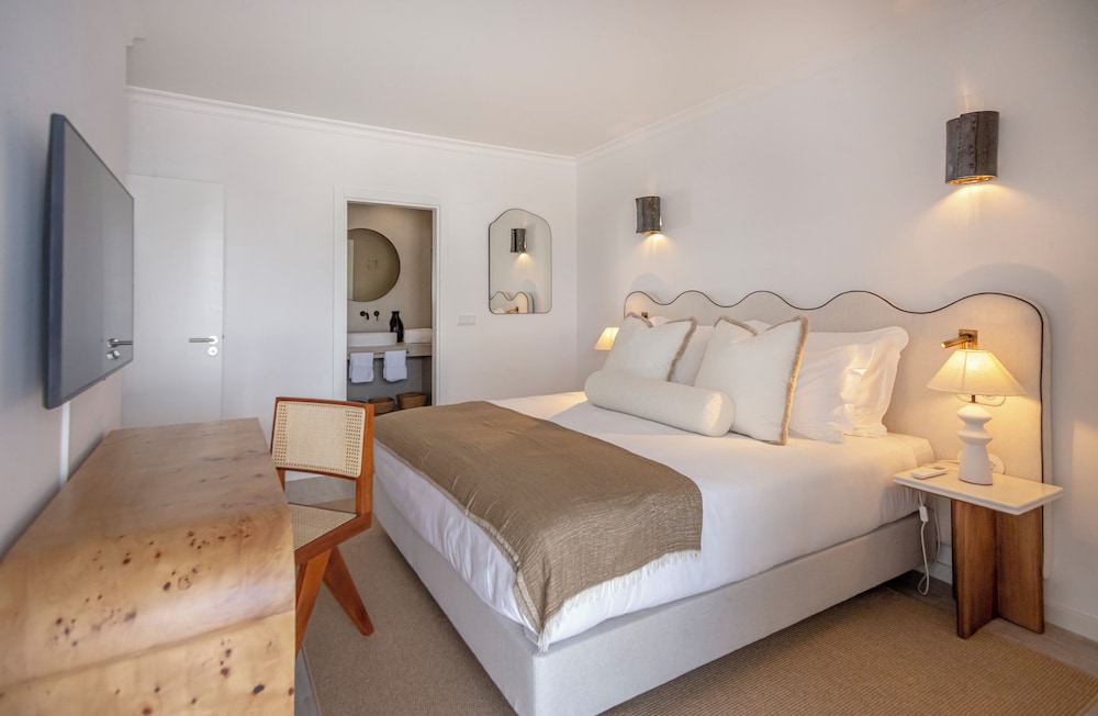 1 BEDROOM, APARTMENT, SEA VIEW