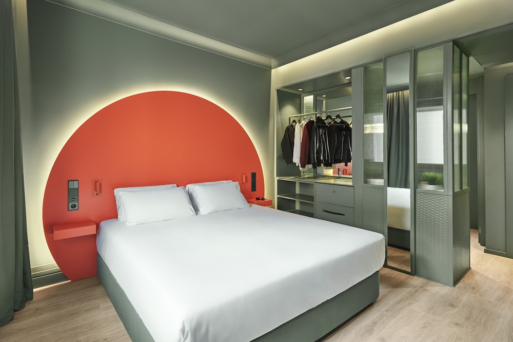 Chic&basic Dot Hotel 11/42