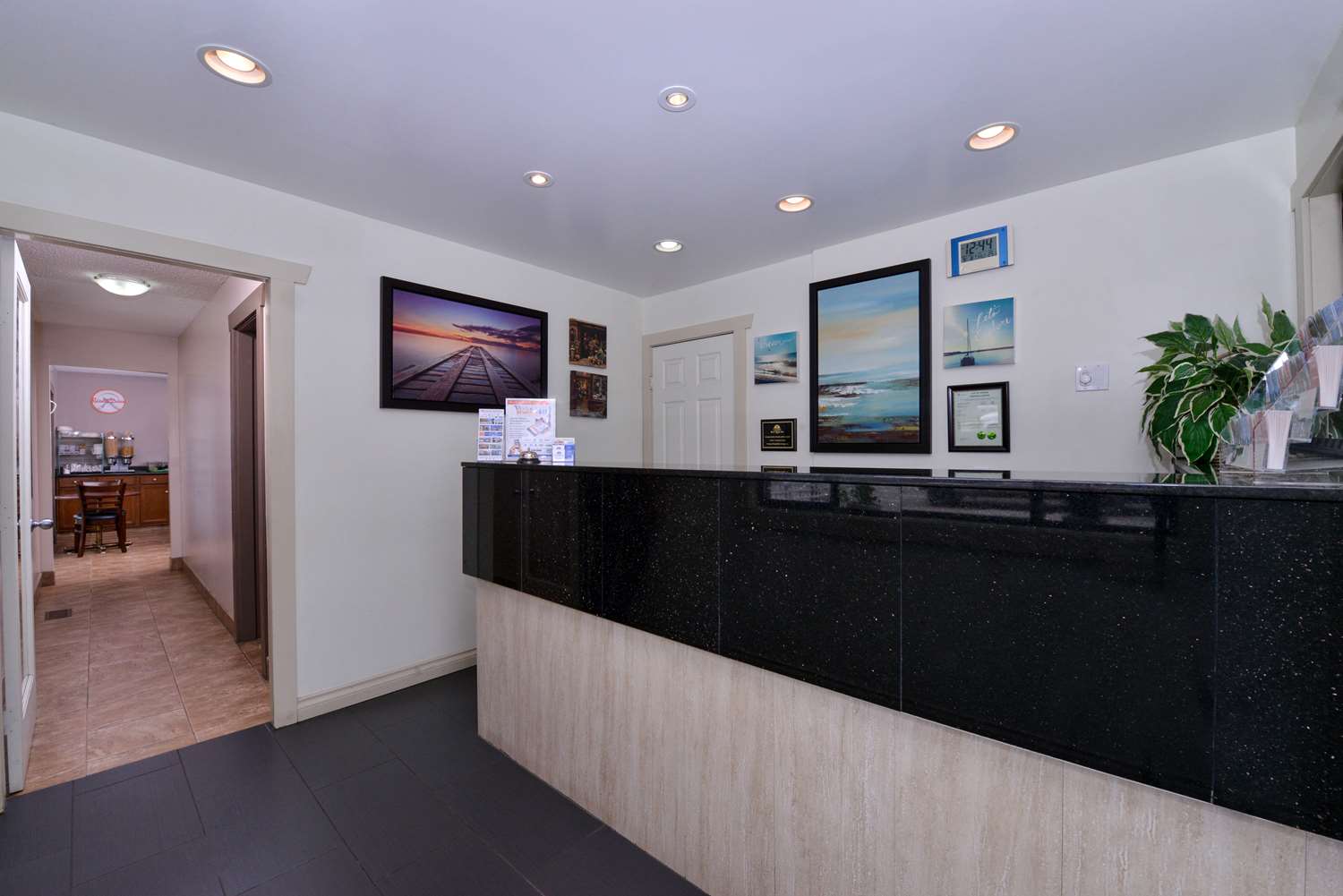 Canadas Best Value Inn Suites Vernon 4/16