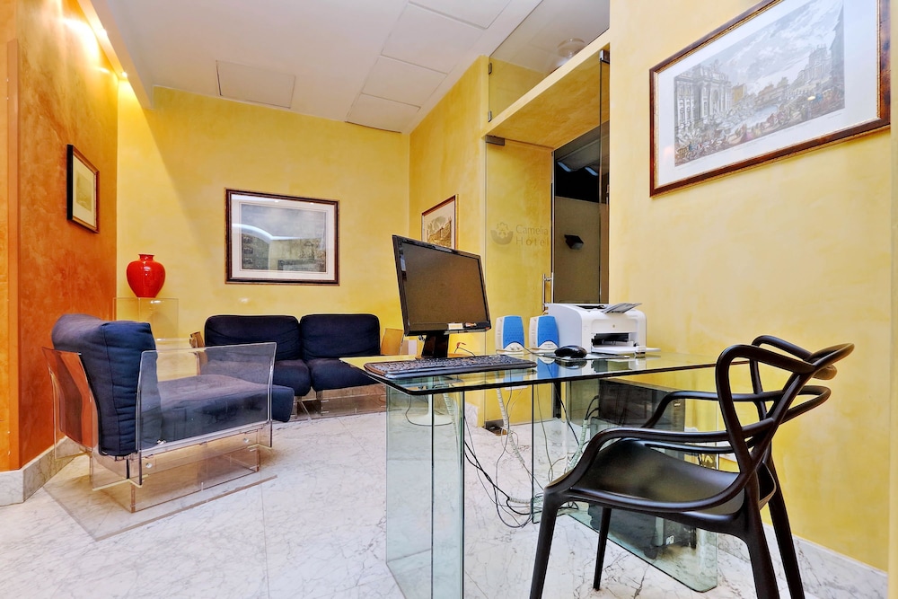 Camelia Hotel 55/56