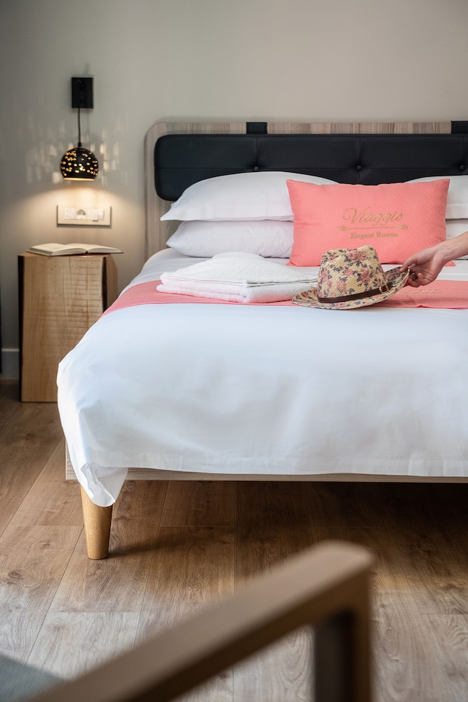 Viaggio Elegant Rooms 20/50