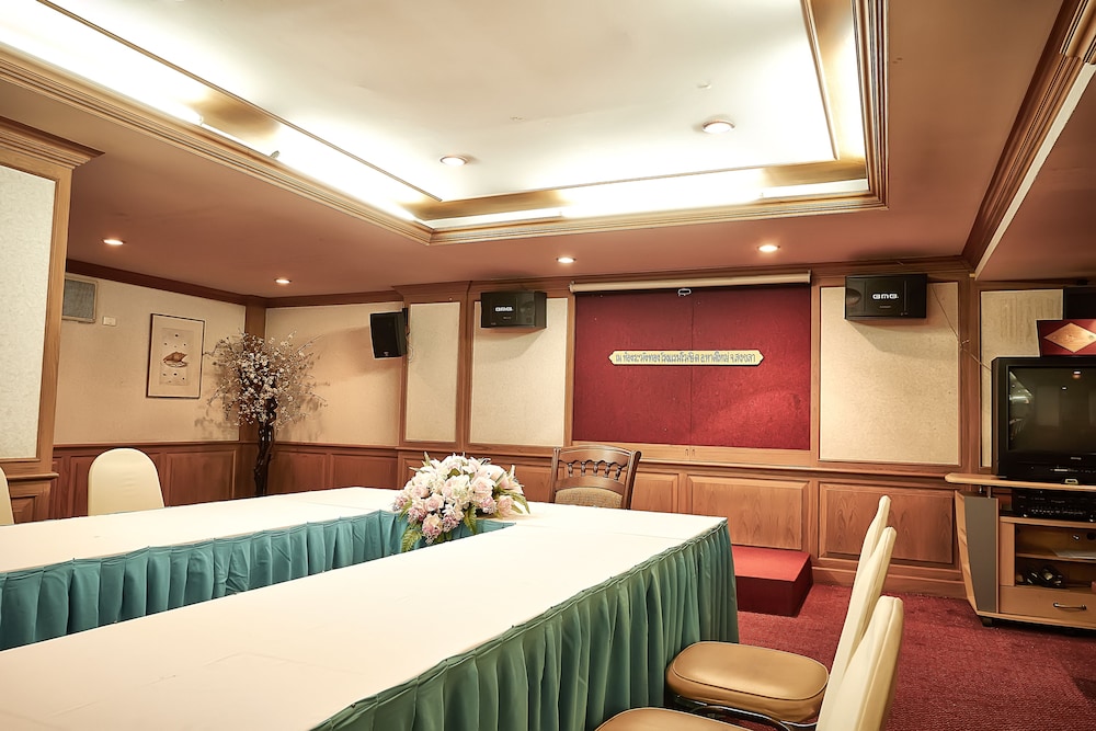 Kosit Hotel Hatyai 25/66