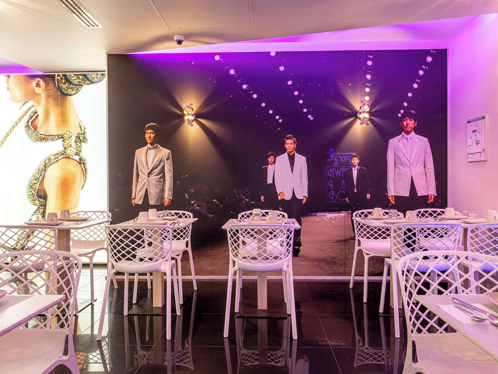 Mercure Paris Place d Italie 49/74