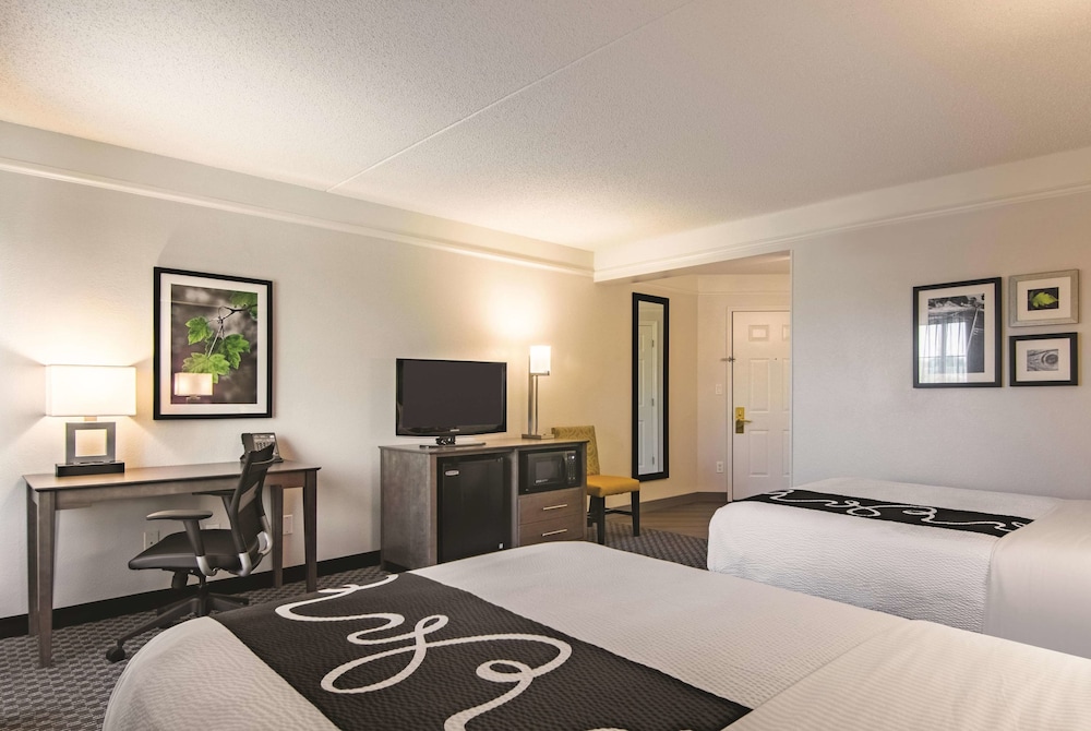 La Quinta Inn And Suites By Wyndham Oklahoma City Norman 18/51