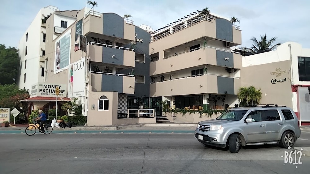 Venados Inn 43/49