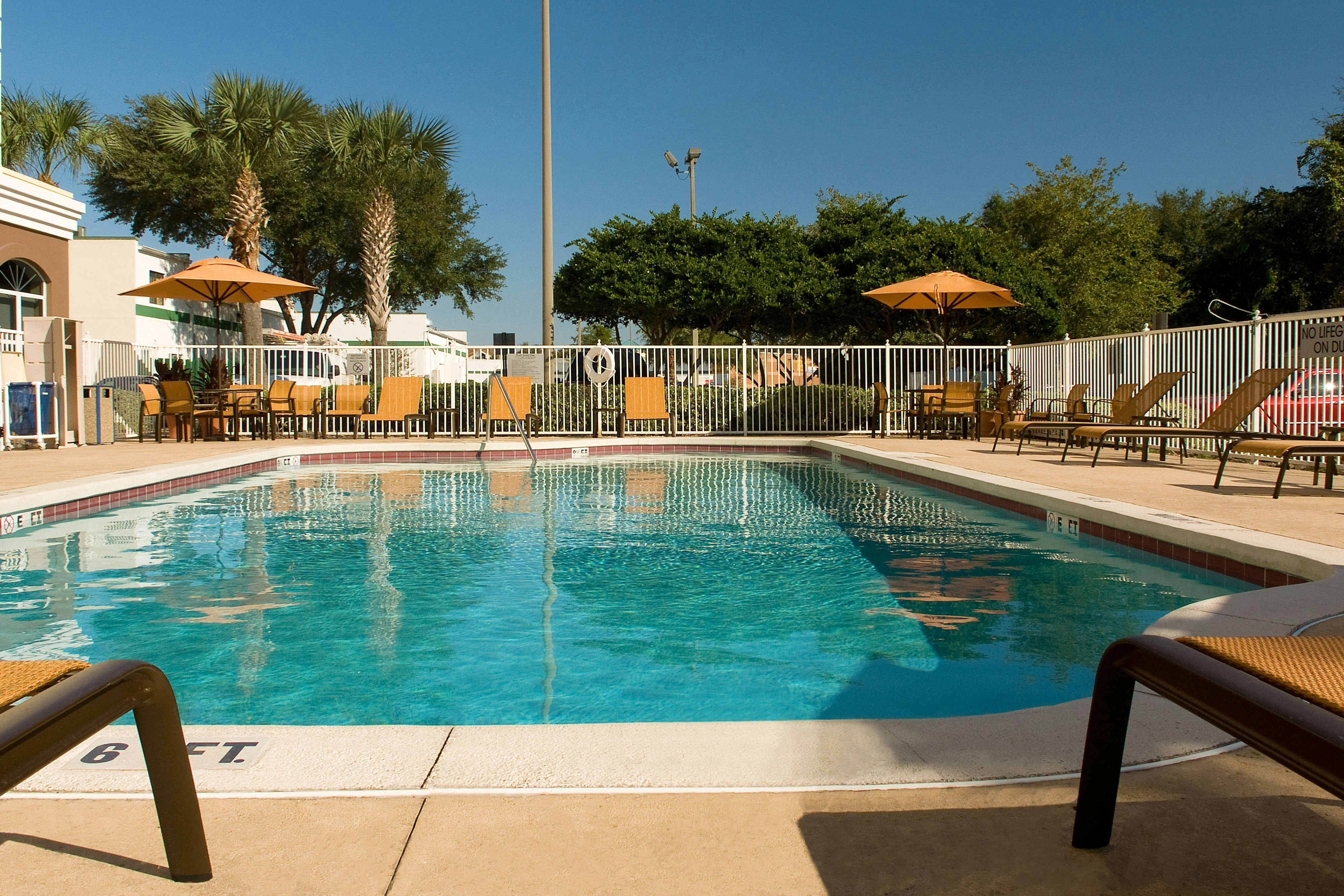 Fairfield Inn & Suites Orlando Lake Buena Vista 2/8