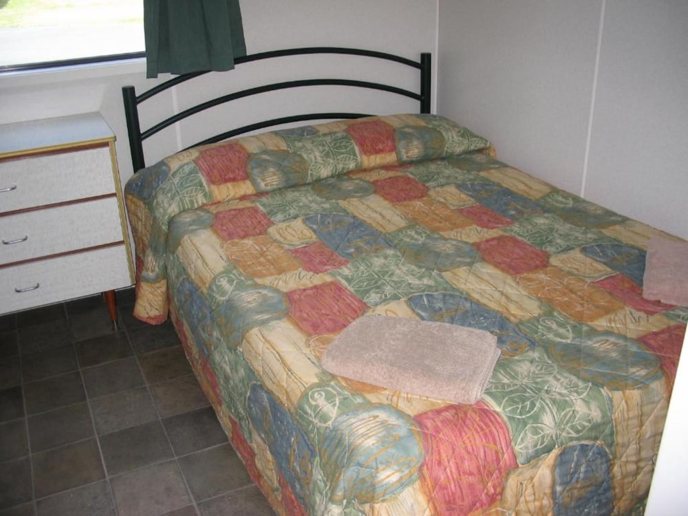 Cosy Corner Holiday Park 7/50