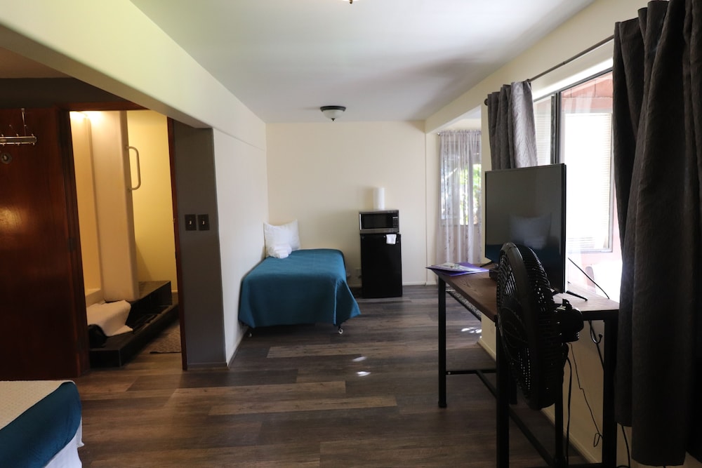 Hawaii Island Resort 23/42