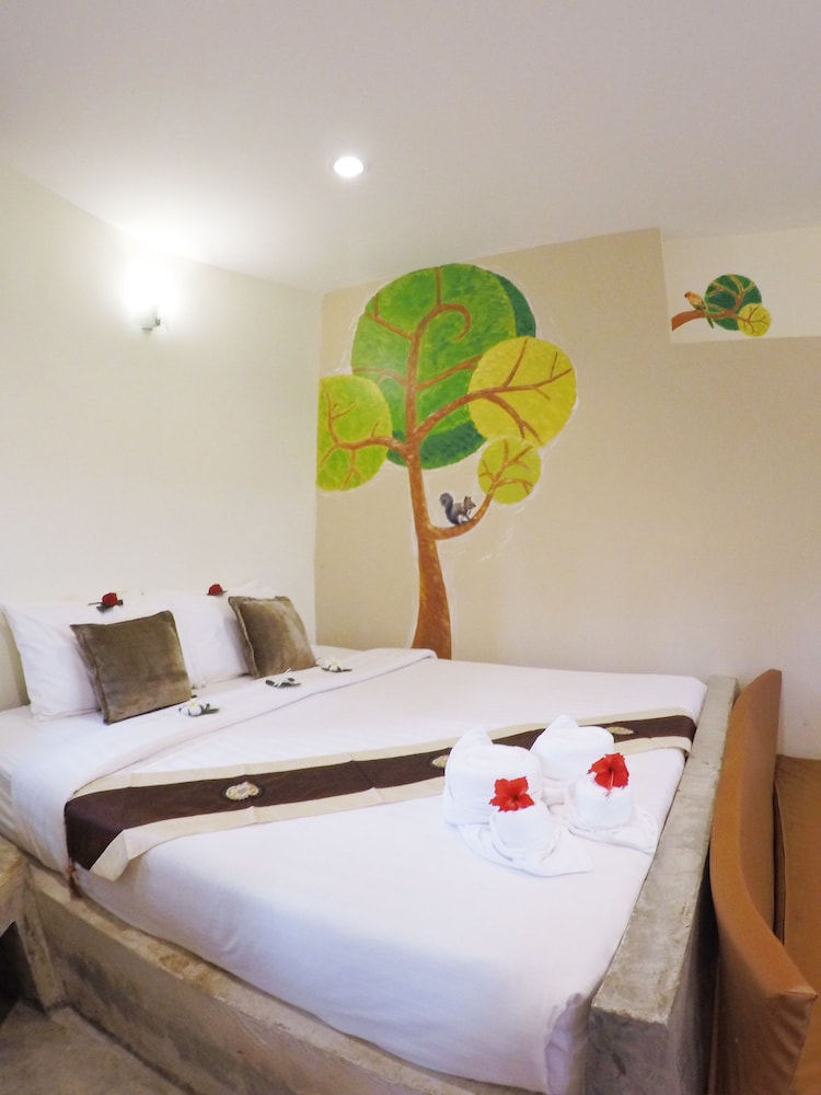 BUNGALOW, DOUBLE BED