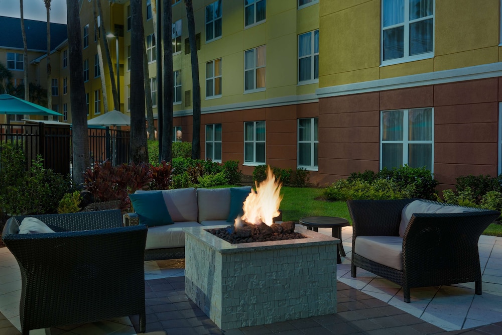 Homewood Suites By Hilton Orlando-Ucf Area 52/66