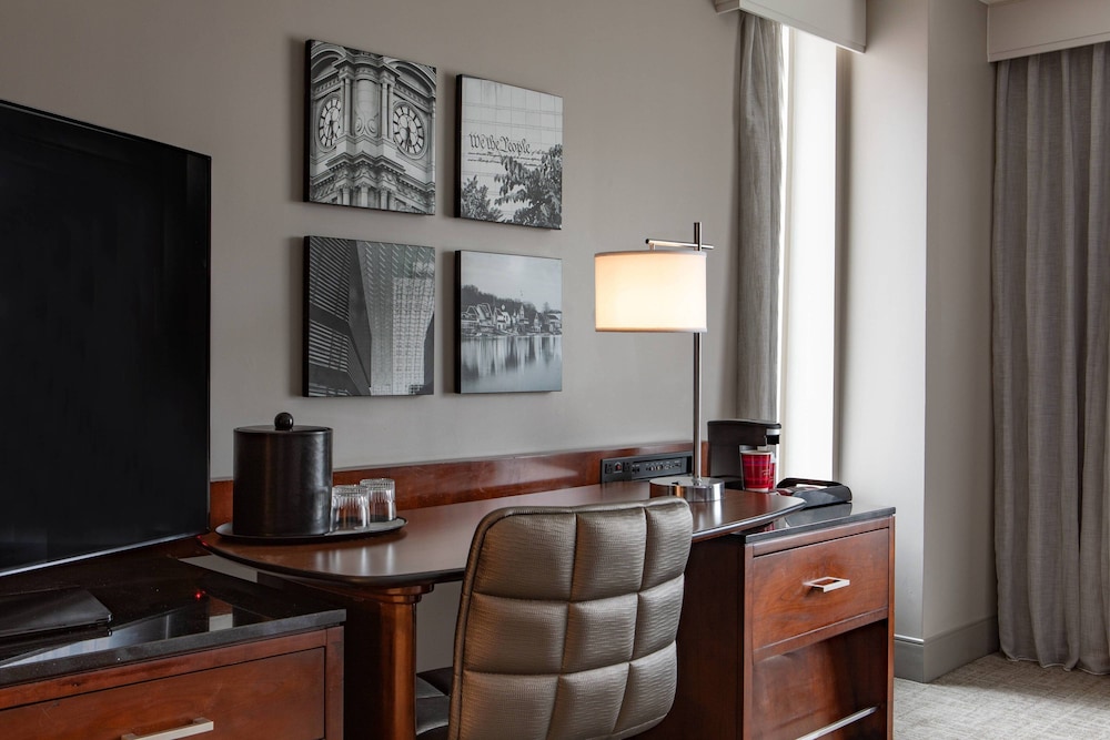 Philadelphia Marriott Downtown 30/33