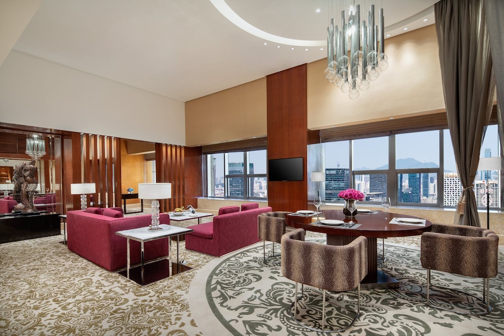 Crowne Plaza Shenzhen Futian 54/86