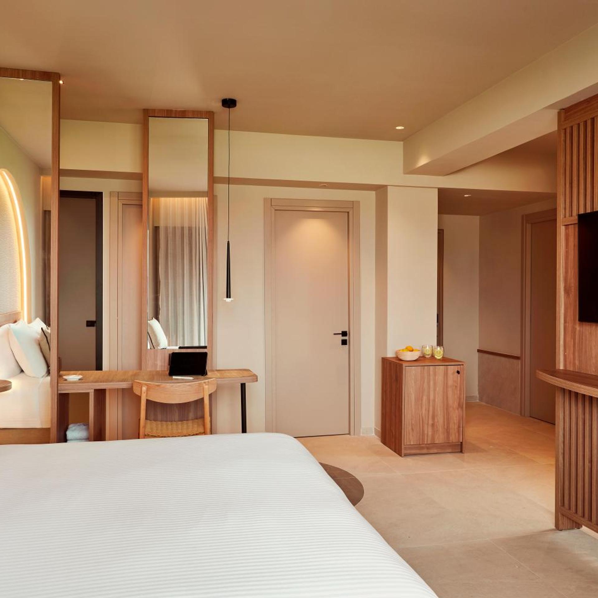 Family Suite, Deluxe, Side Sea View