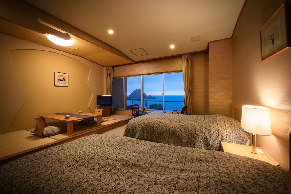 Hotel Yaotome 6/49