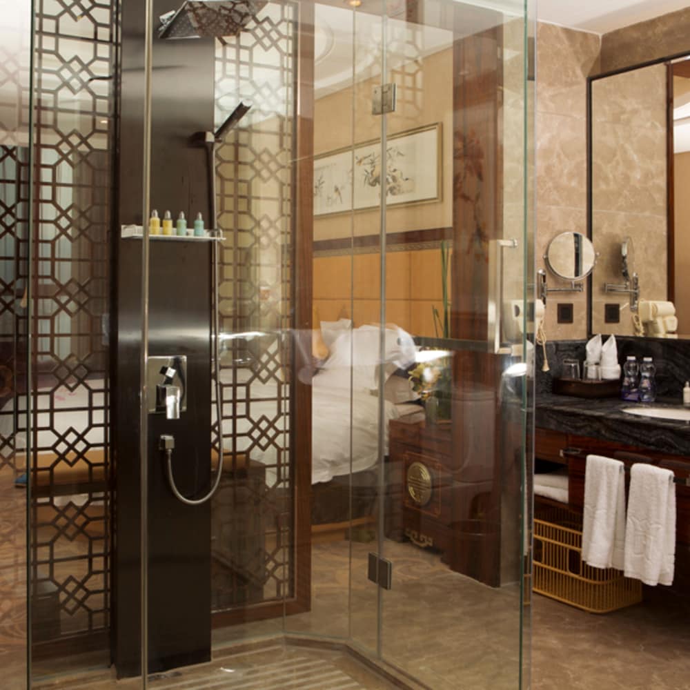 Tong Yu International Hotel 39/39
