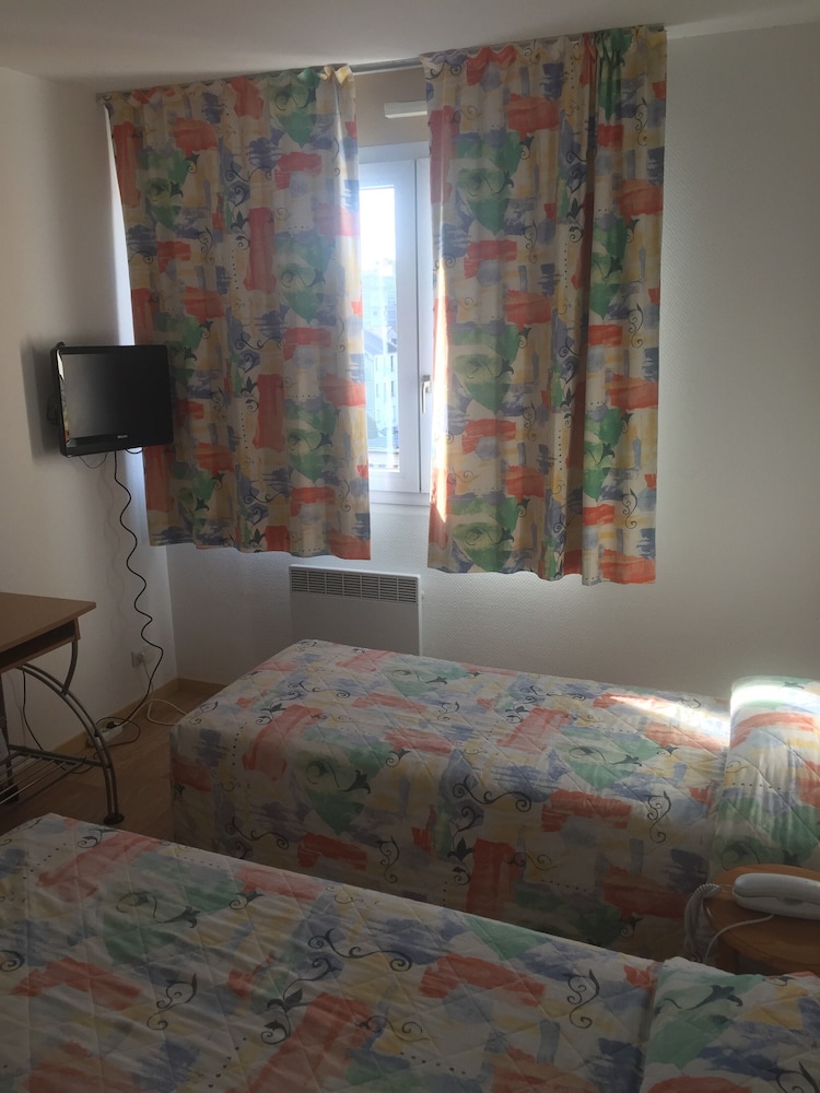 CITOTEL LE BOISCHAUT 19/25