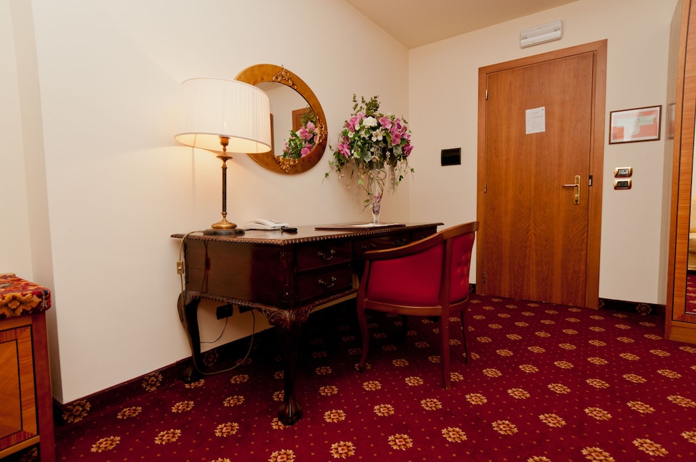 Parco Dei Principi Hotel 70/80