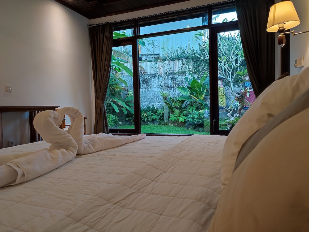 Bhuana Shanti Homestay 18/50