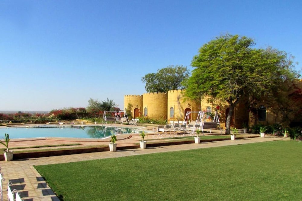 HIMMATGARH PALACE 17/28