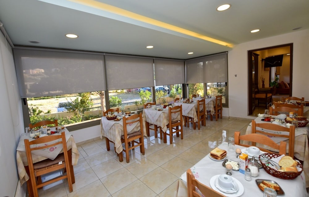 Aghas Hotel 47/60