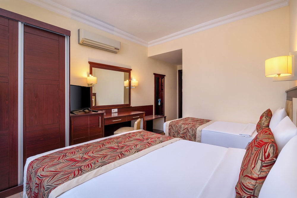 Ozlem Garden Hotel 27/62