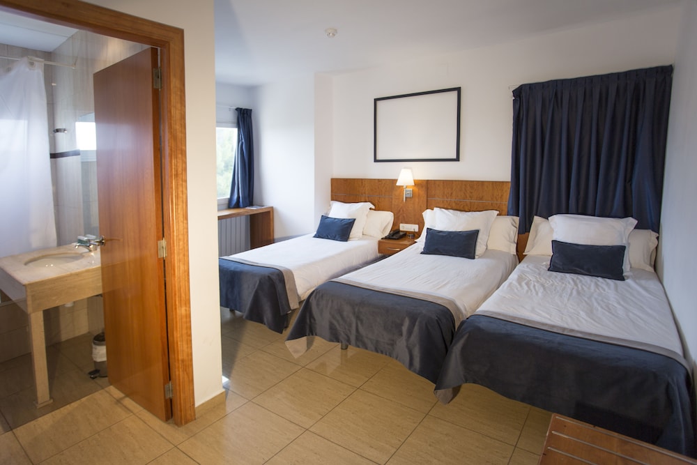 Hostal Savoy 13/68