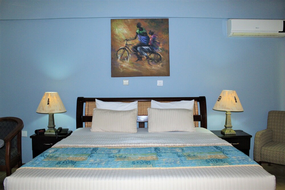 Bojo Beach Resort 10/50