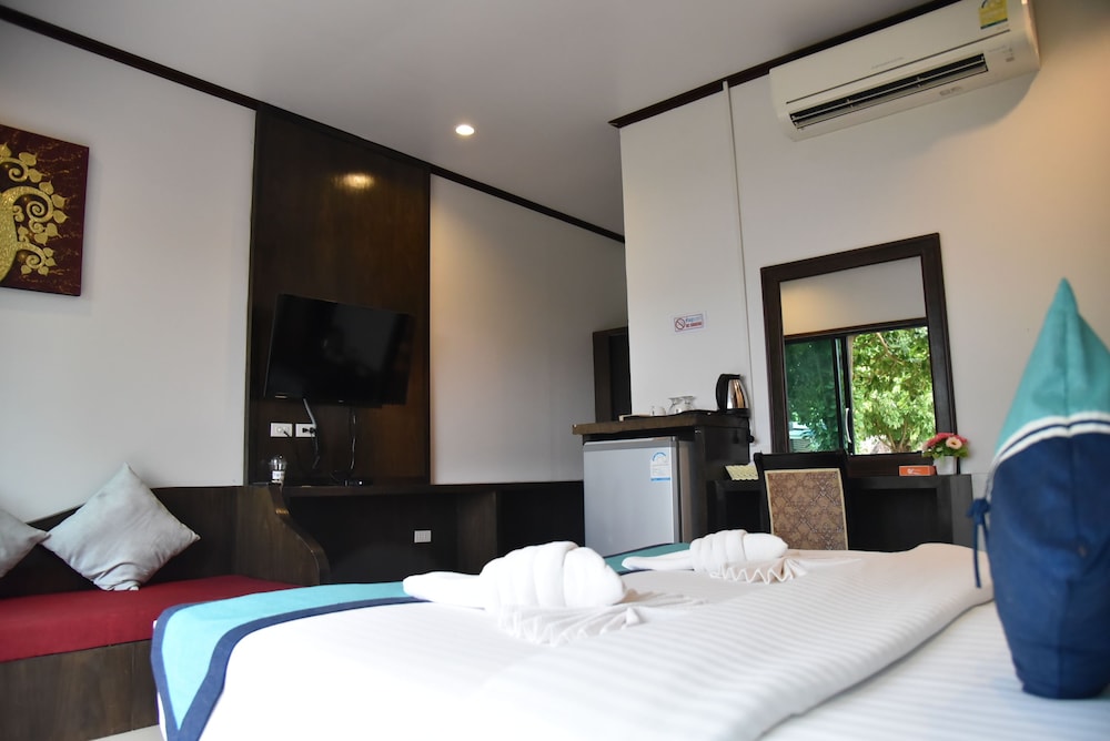 Kathalee Beach Resort Koh Lipe 12/71