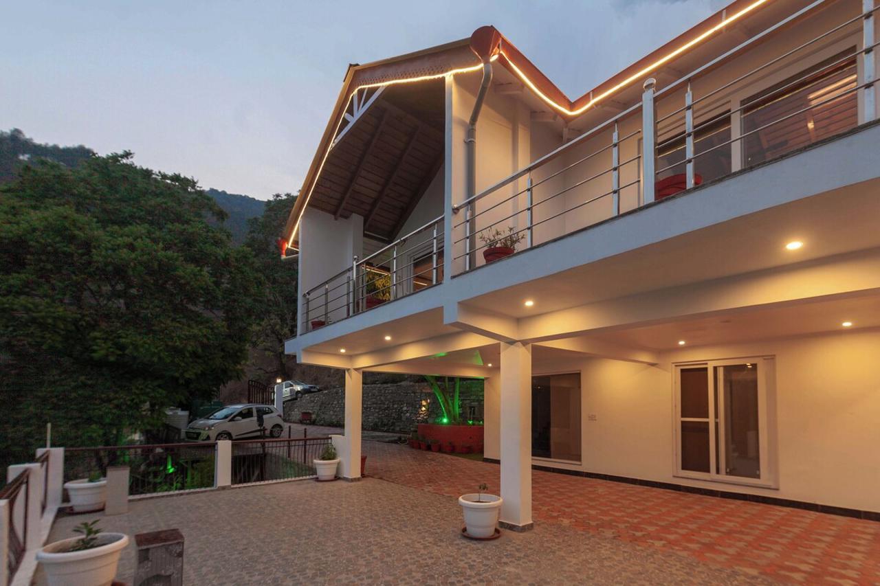 Alaya Stays 2 BHK with Mountain view - Amara Twilight