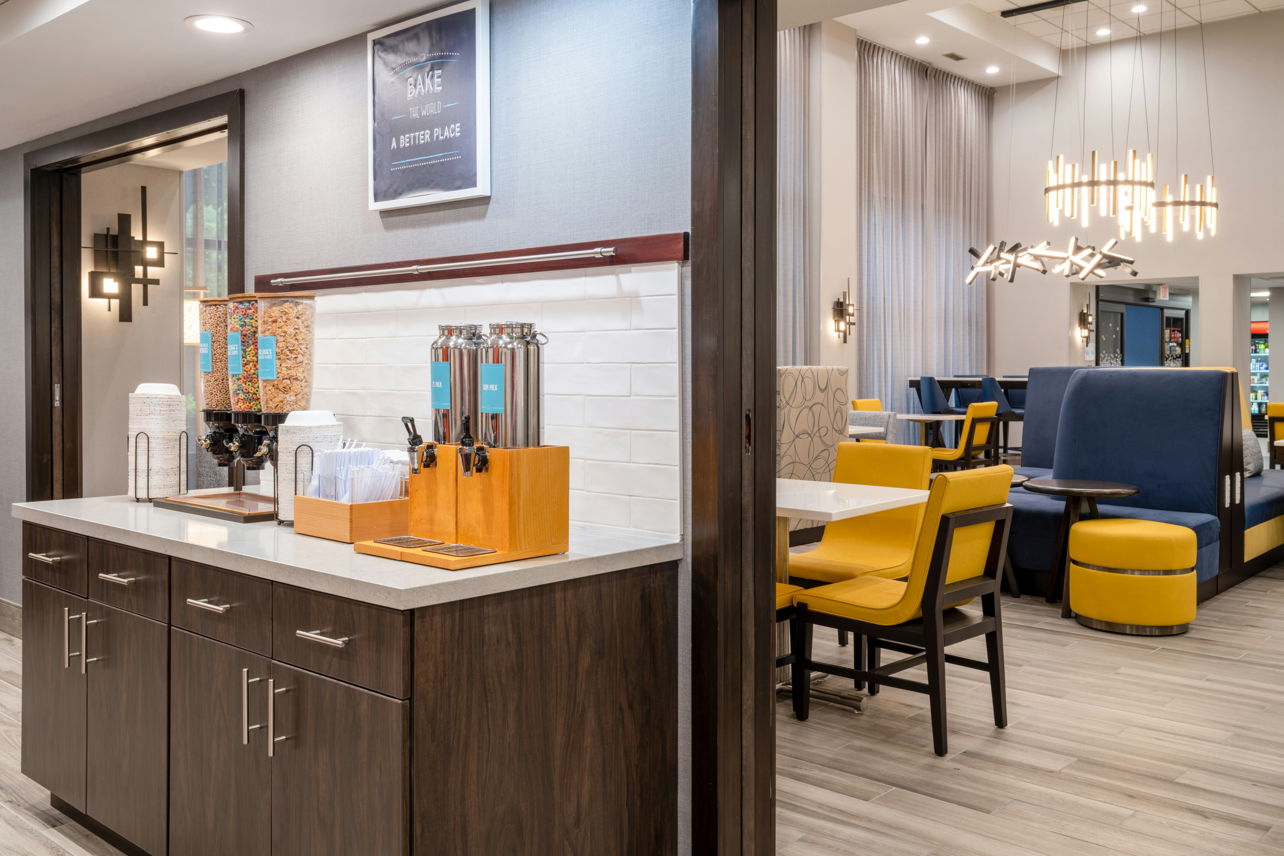 Hampton Inn Suites Agoura Hill 37/46