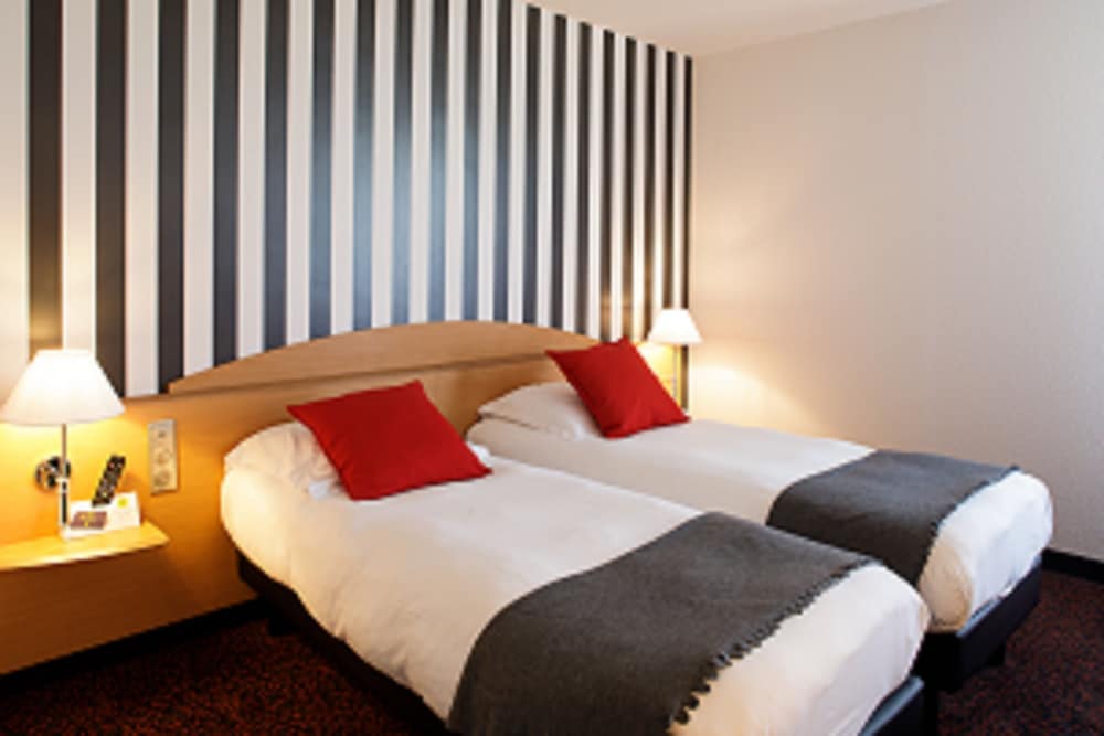 غرفة قياسية بسريرين منفصلين، ibis Styles Chartres Sud Barjouville 2/3