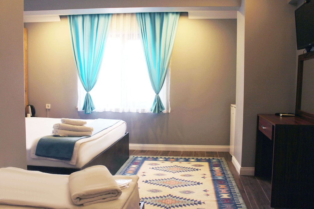 Avist Hotel 20/50