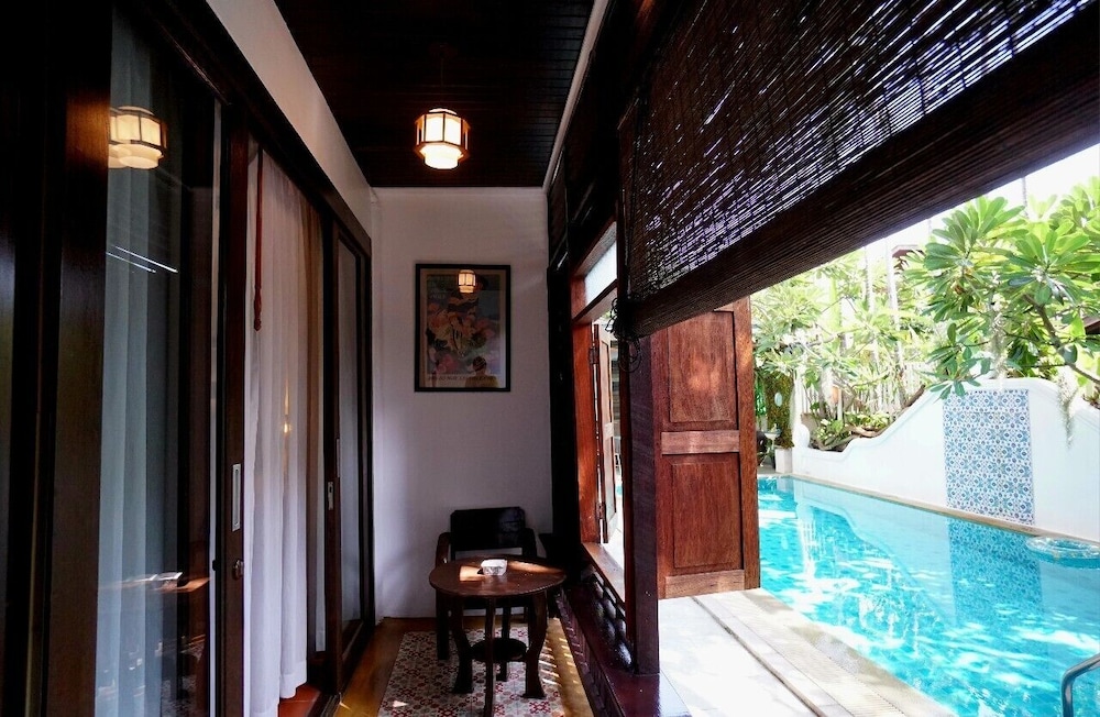 Baan Huen Phen 33/69