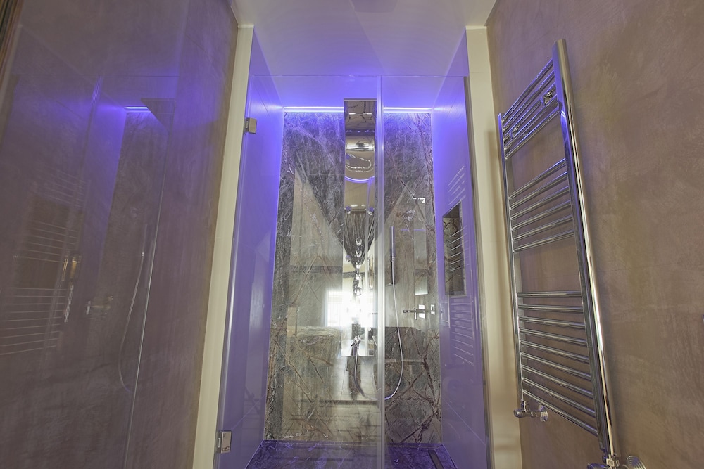 Hedoné Design Experience B&B 28/50