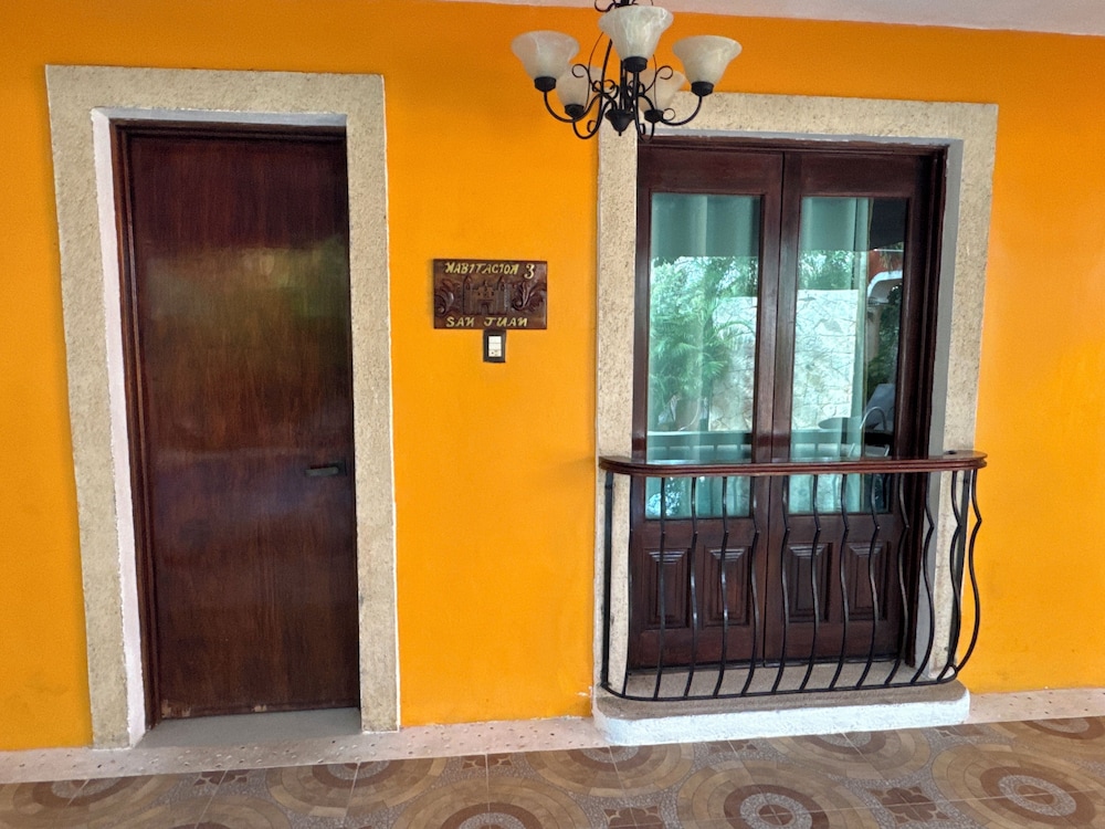 El Zaguán Colonial 29/50