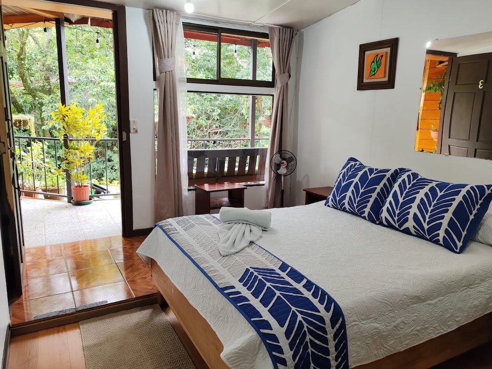 Cabinas El Pueblo B&B 9/43