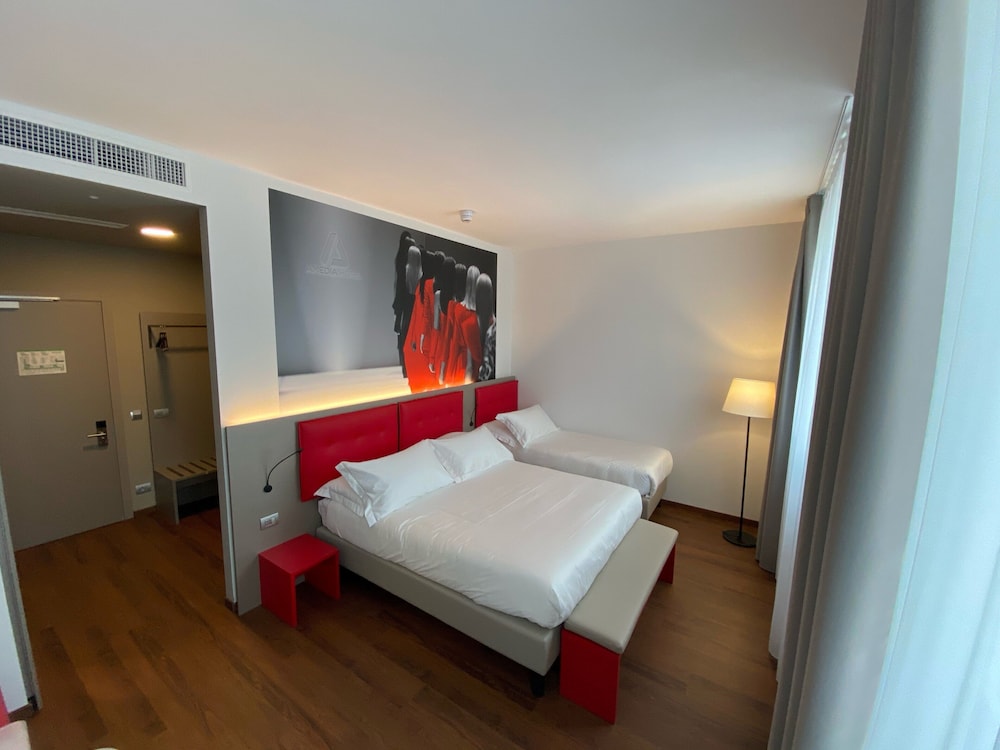 Plus, Lounge, Double Bed
