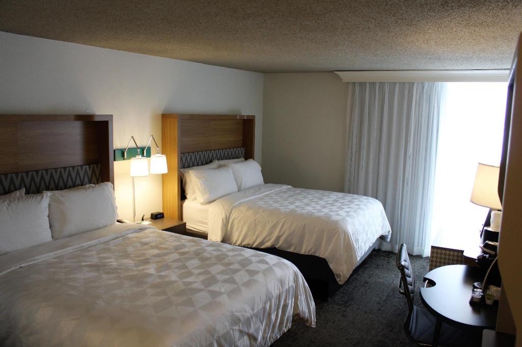 Room, Twin Beds, Accessible