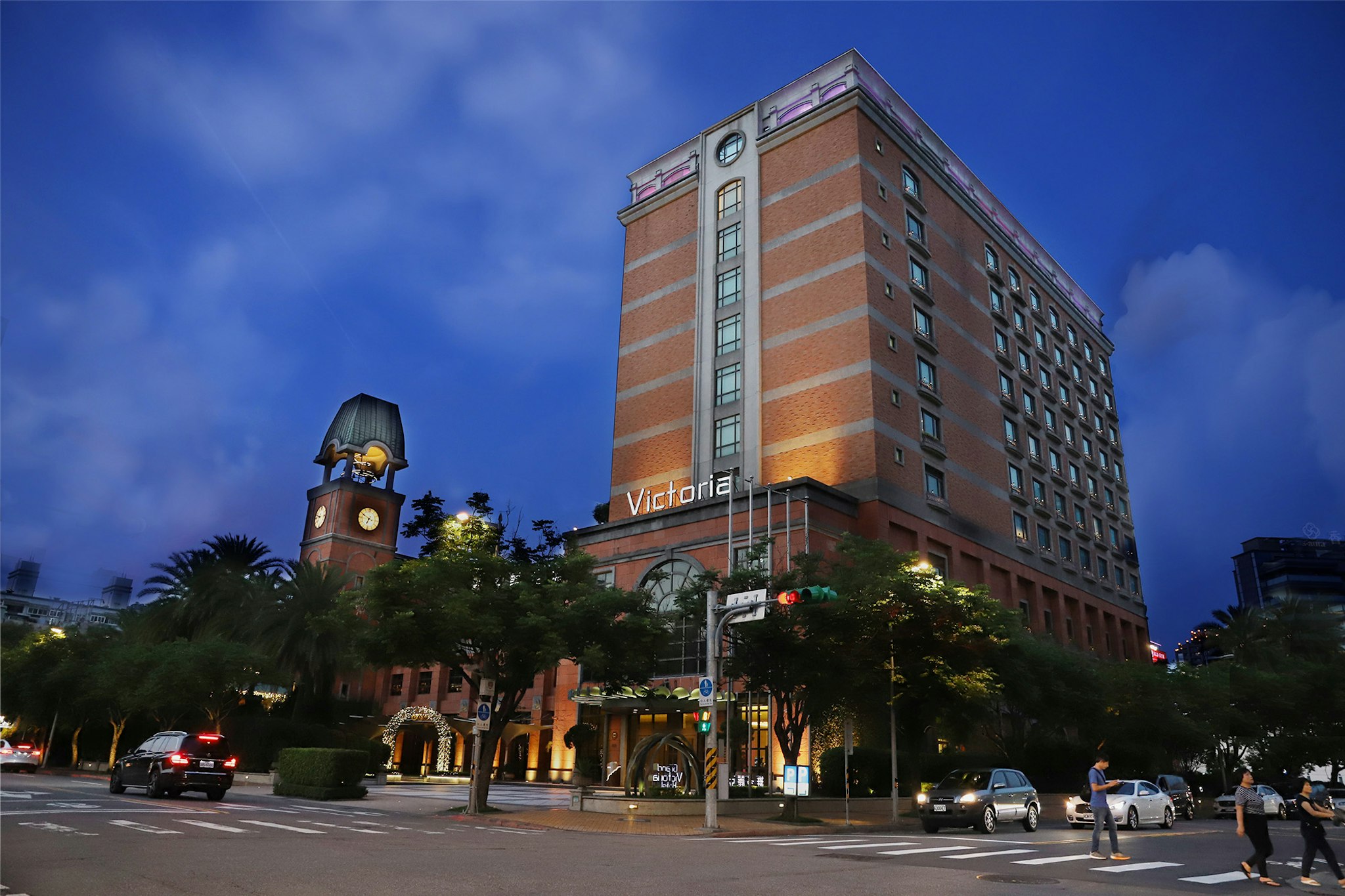 GRAND VICTORIA HOTEL 9/73