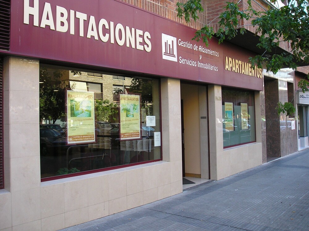 Gestion de Alojamientos Rooms 1/50