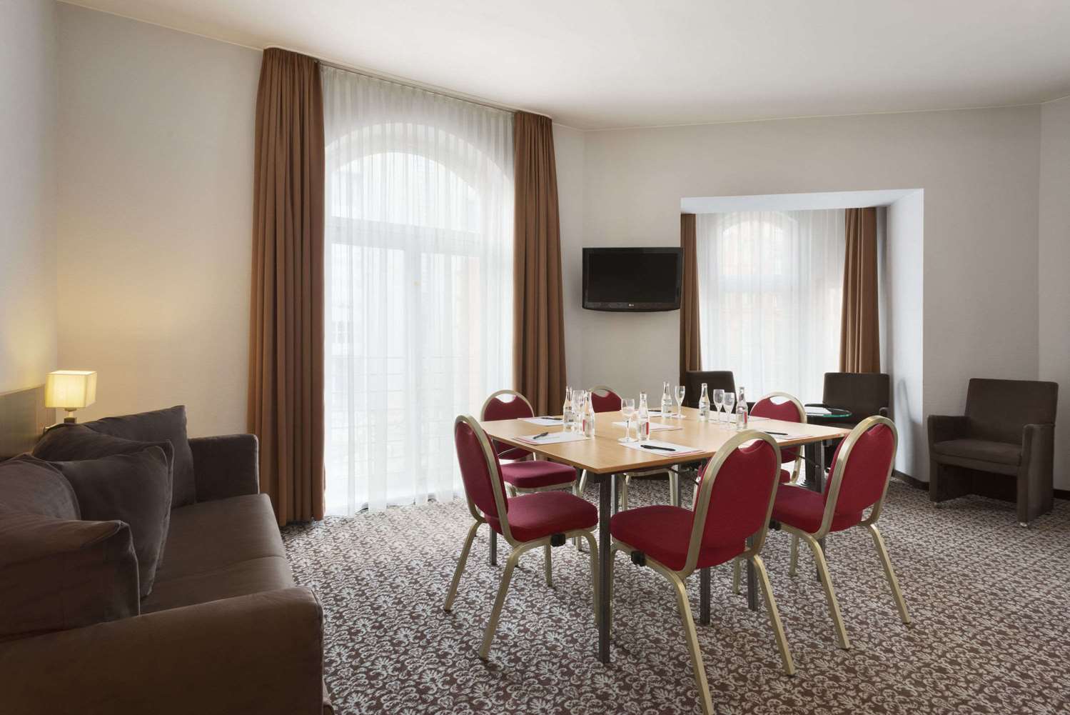 Ramada By Wyndham Frankfurt Central Station 23/35