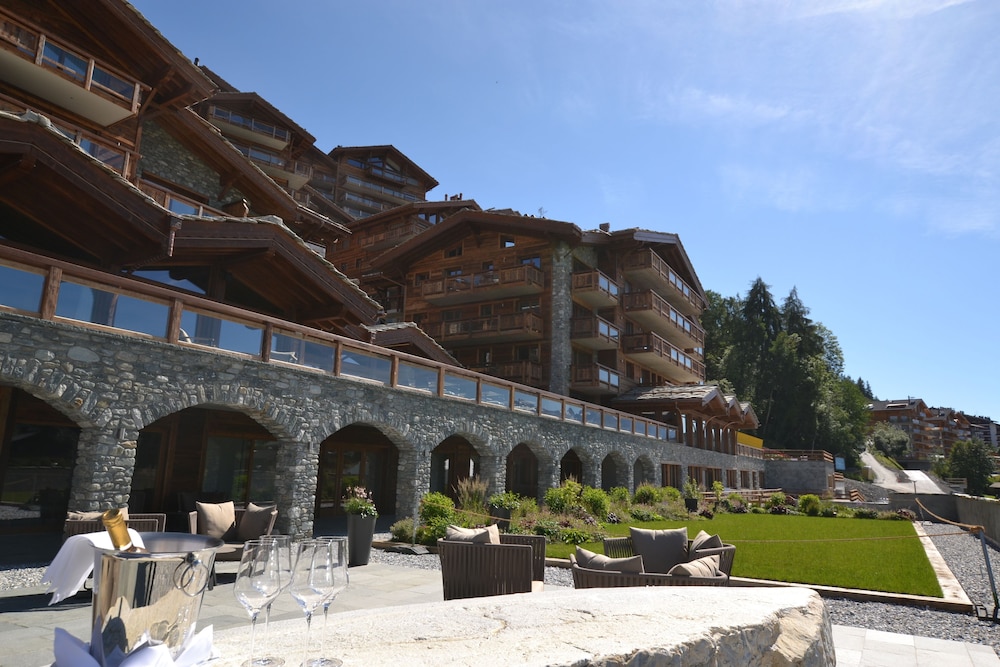 Hotel Nendaz 4 Vallees et Spa 74/81