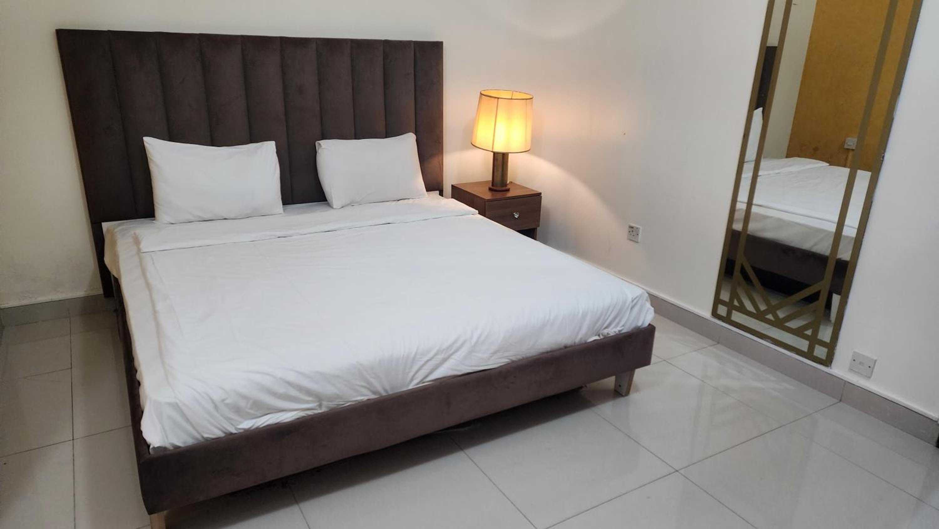 Qurum Beach Hotel 12/33