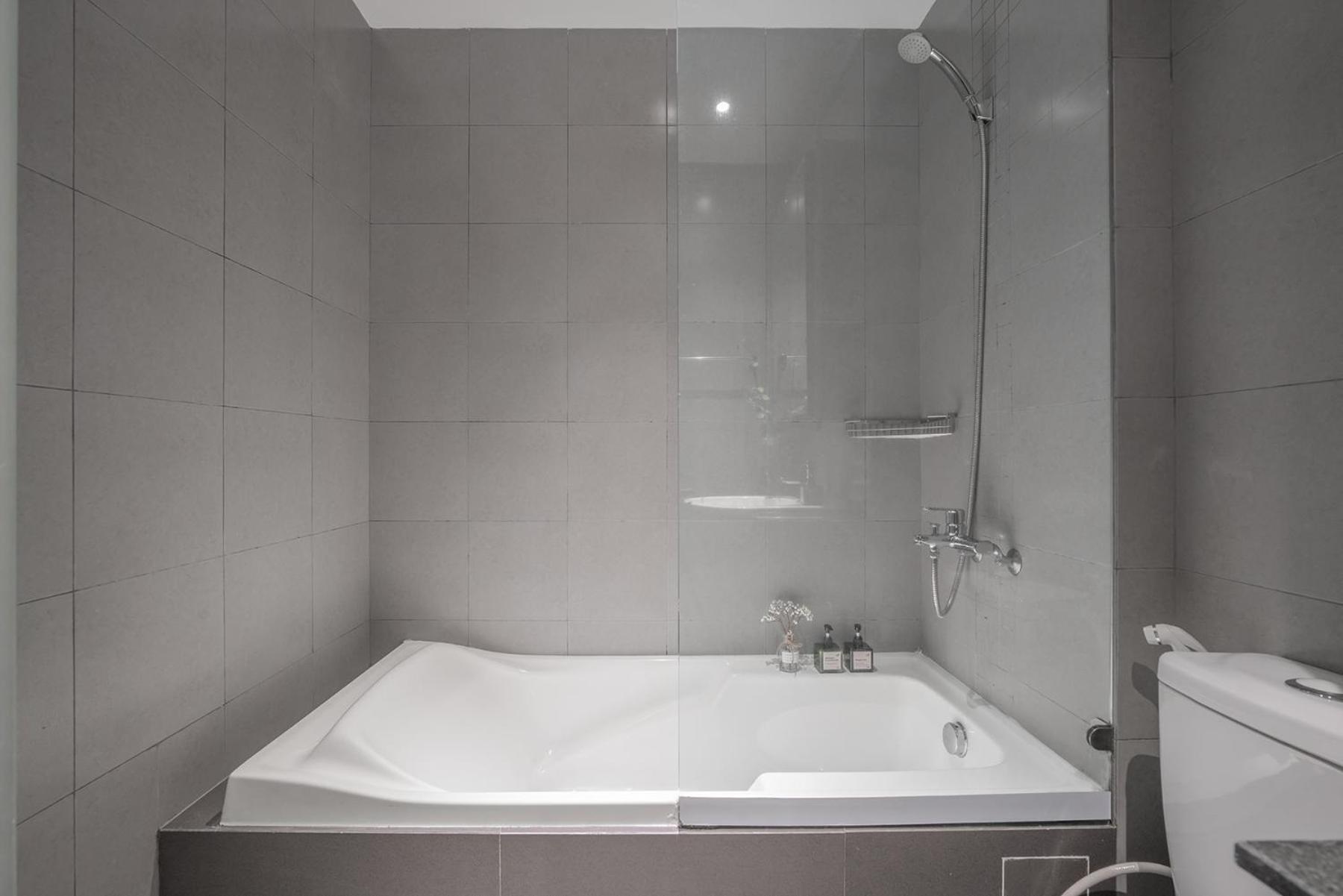 Express By M Village Thach Thi Thanh, a brand of Modern Village Lifestyle 23/25