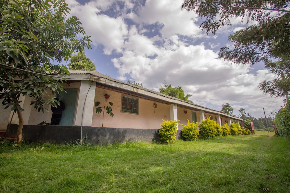 Engo Airport Resort Kitale 25/28