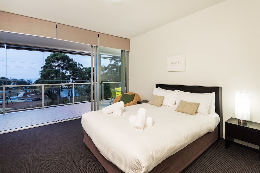 COAST RESORT MERIMBULA 15/43