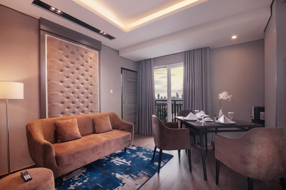 Quest Hotel Darmo Surabaya 38/52